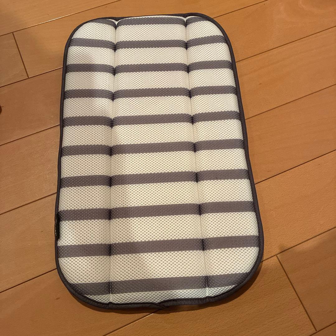 コンビ　compet ミリミリライトα 純正リバーシブルEGマット付