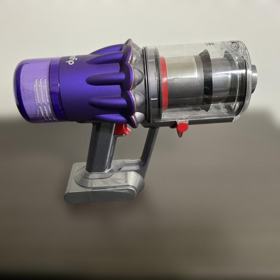 32. 『美品』Dyson Digital Slim Fluffy SV18