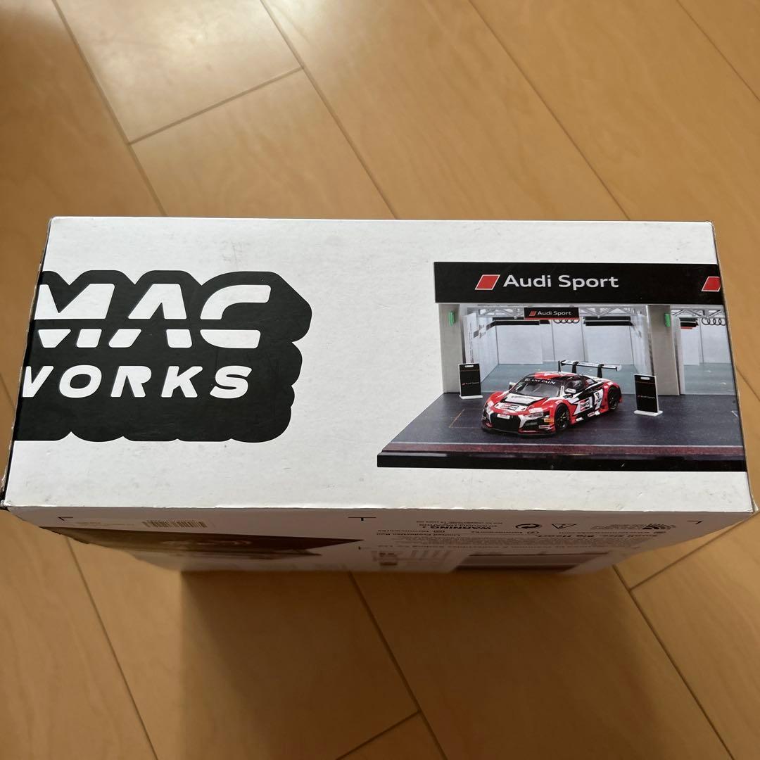 【即購入ok!!】1/64 レーシングピットガレージ ジオラマ アウディスポーツ