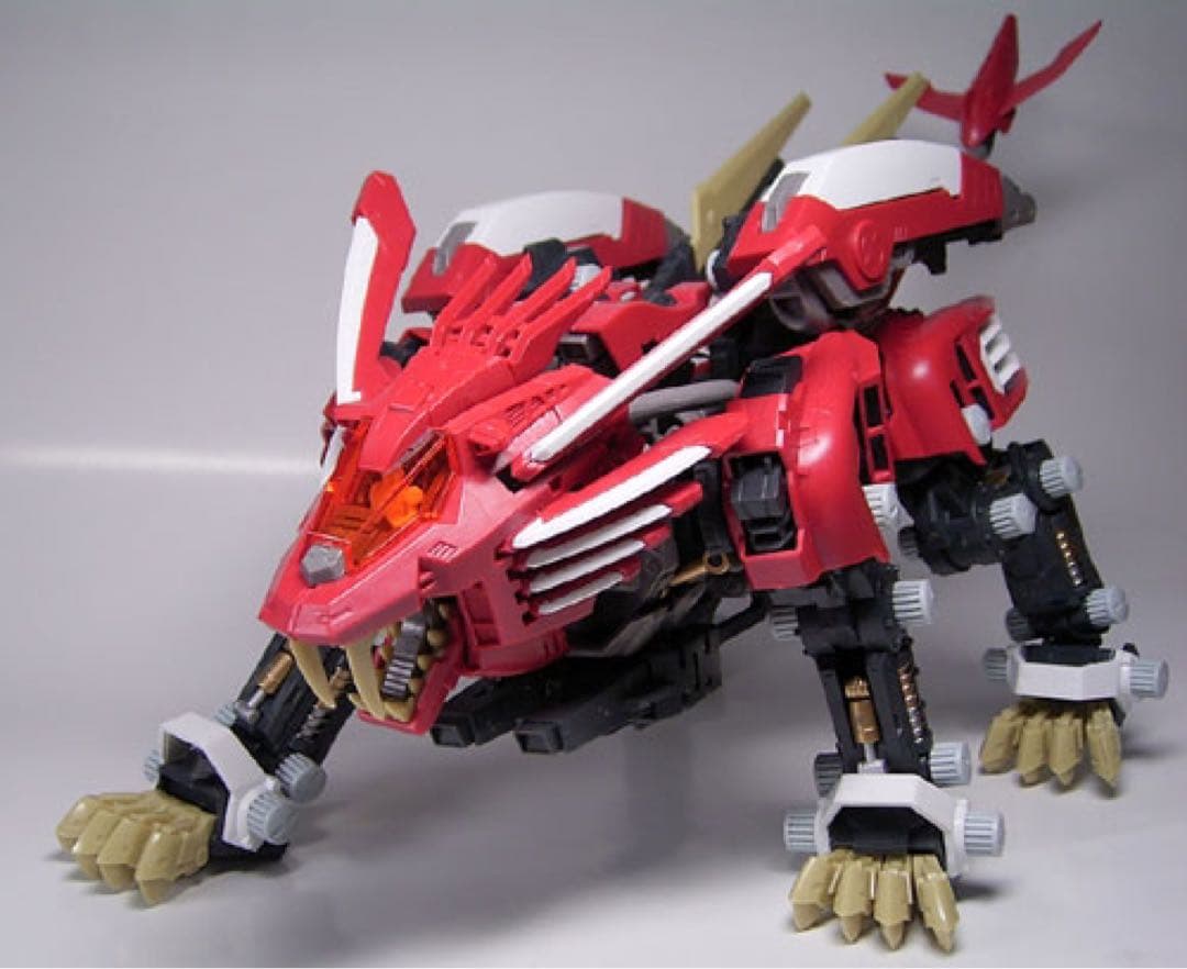 HMM ブレードライガーAB レオン仕様 完成品 コトブキヤ ゾイド プラモデル