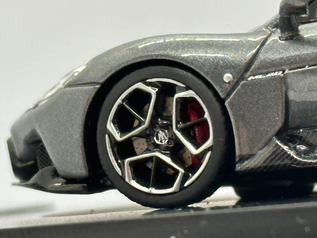 BBR 1/64 マセラティ MC20