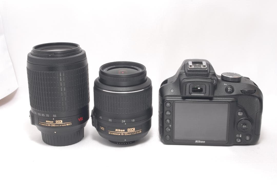 ⭐️運動会や紅葉撮影に⭐️Nikon D3300 ニコン デジタル一眼レフ