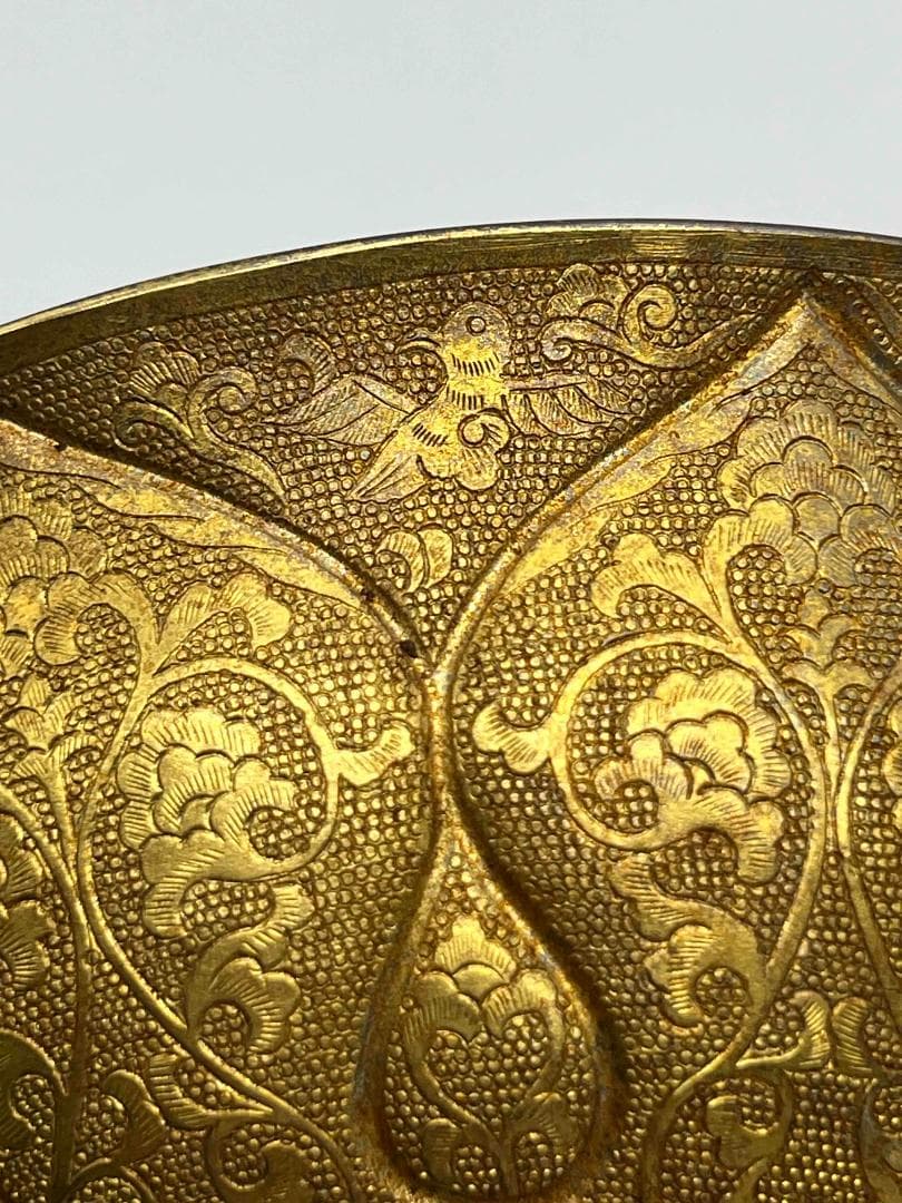 唐時代　金器　 金象嵌鏨彫吉祥蓮花瑞獣紋葵口鉢 百獣図　寅鳥紋(E-56)