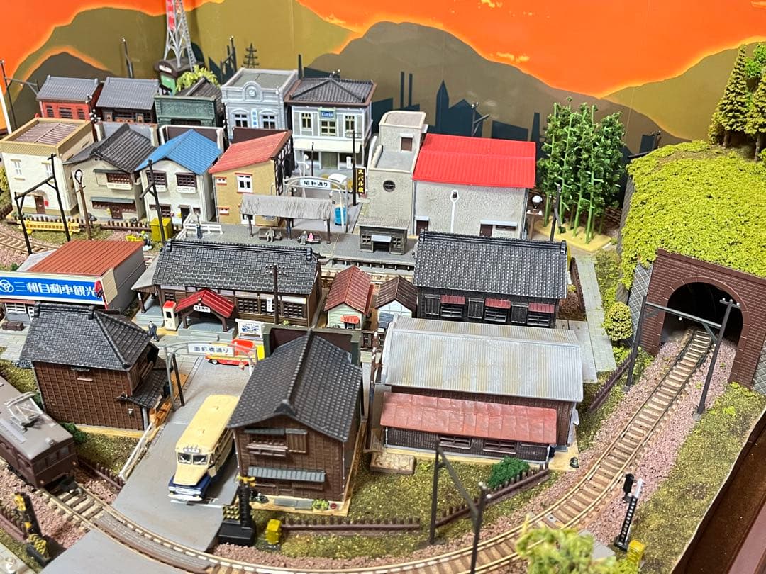 講談社　昭和の鉄道模型を作る　完成ジオラマ　オリジナル電車　パワーパック　セット