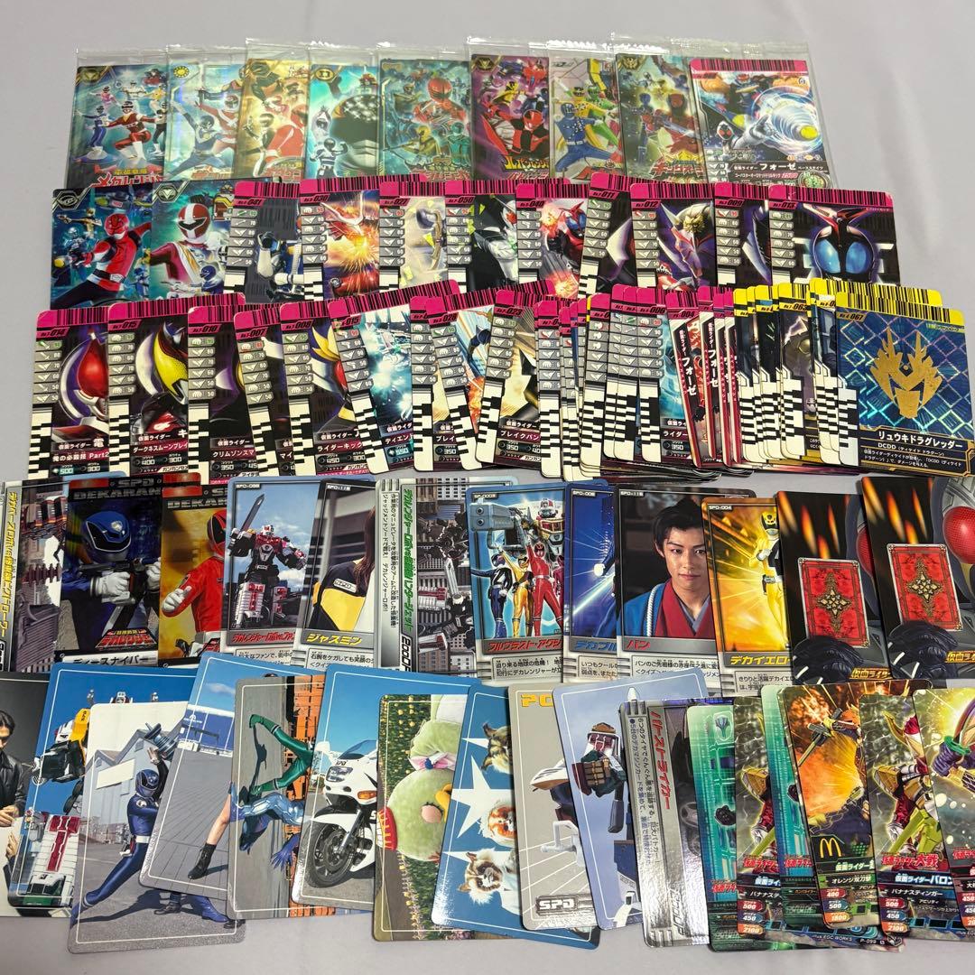 仮面ライダー カード まとめ バトル ガンバライド デカレンジャー ウエハース