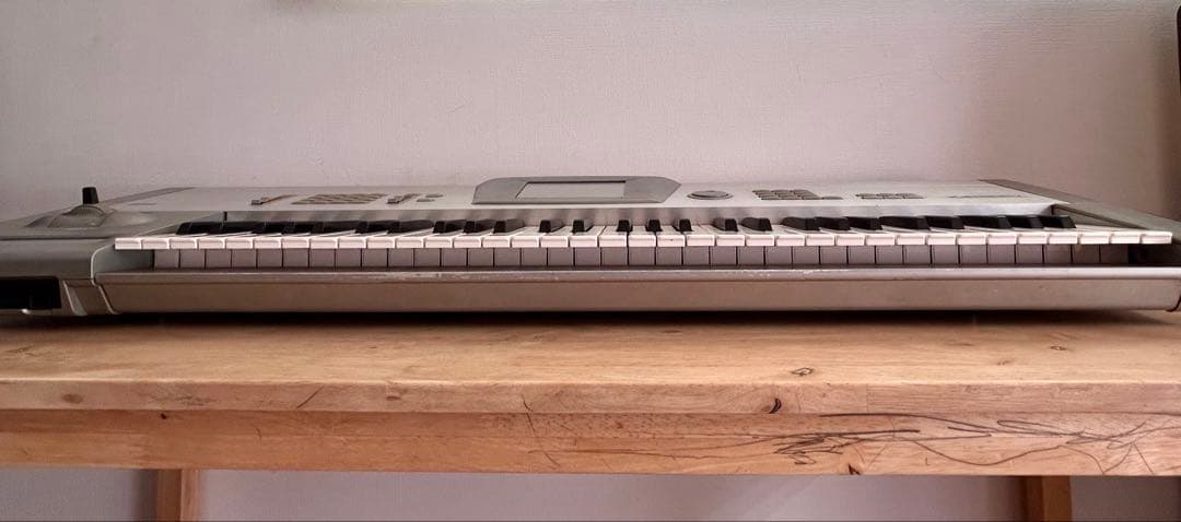 KORG TRINITY PLUS トリニティ　シンセサイザー