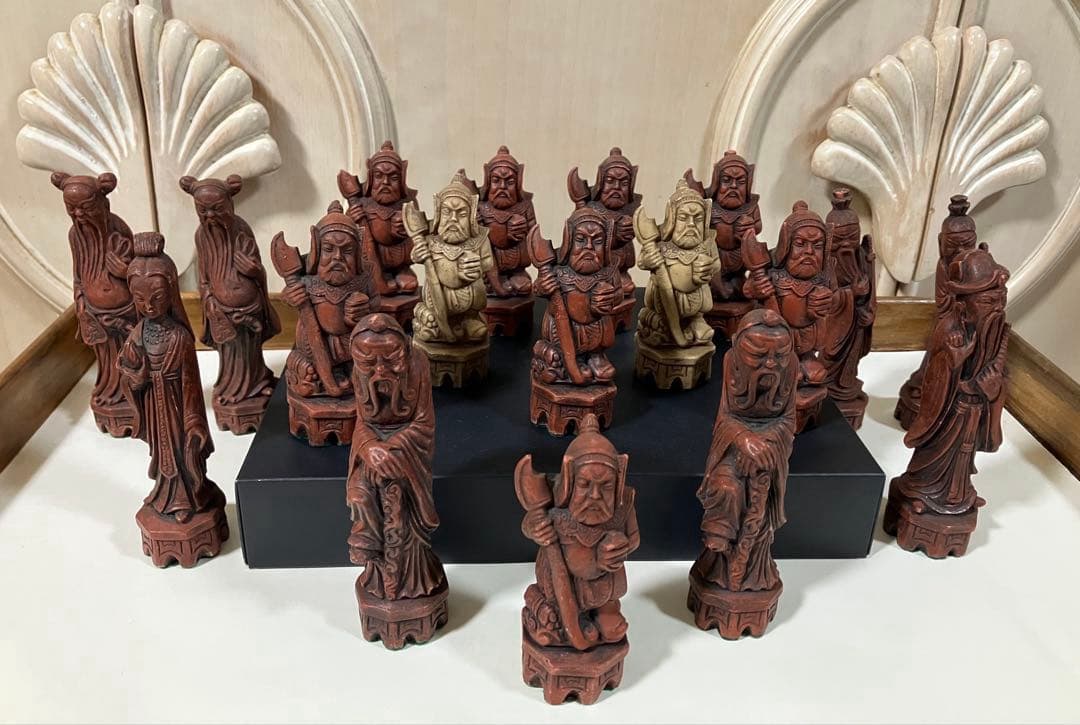 ヴィンテージ　中国の富の神　樹脂像　フィギュア　ゲーム用ピース？