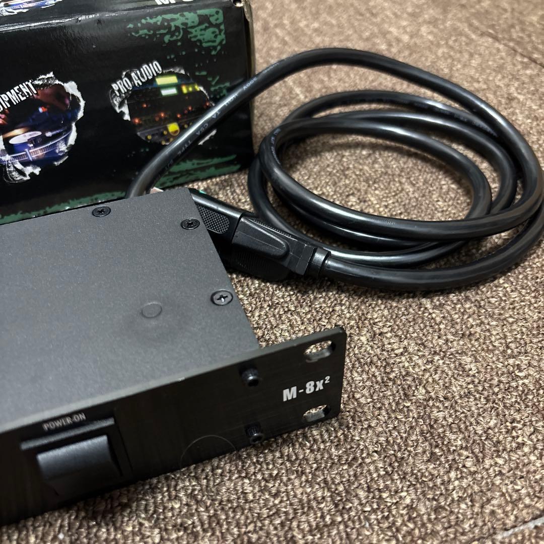FURMAN M-8X2 箱付