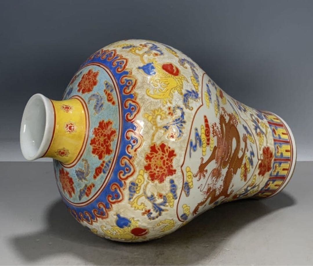 中国骨董品　古美術品　アンティーク商品　大清乾隆年御製粉彩陶器壺　古賞物　希少