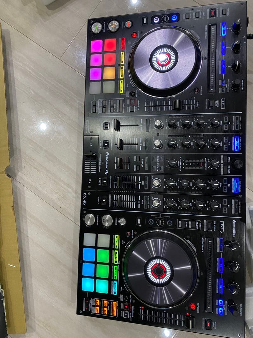 Pioneer DJ DDJ-RX DJコントローラー