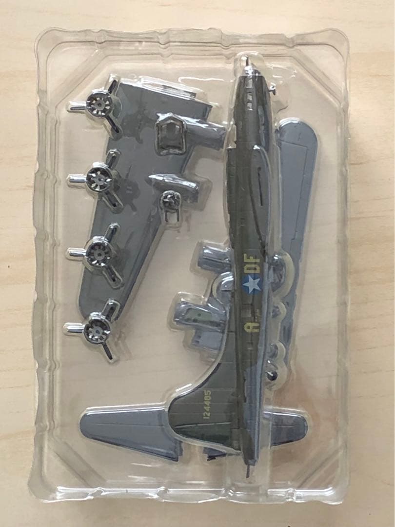 カフェレオ　ビッグバード3 B-17F \"メンフィス・ベル\" ★シークレット★