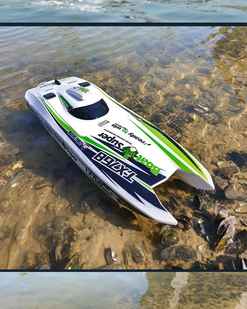 Super Dino 768 RCボート