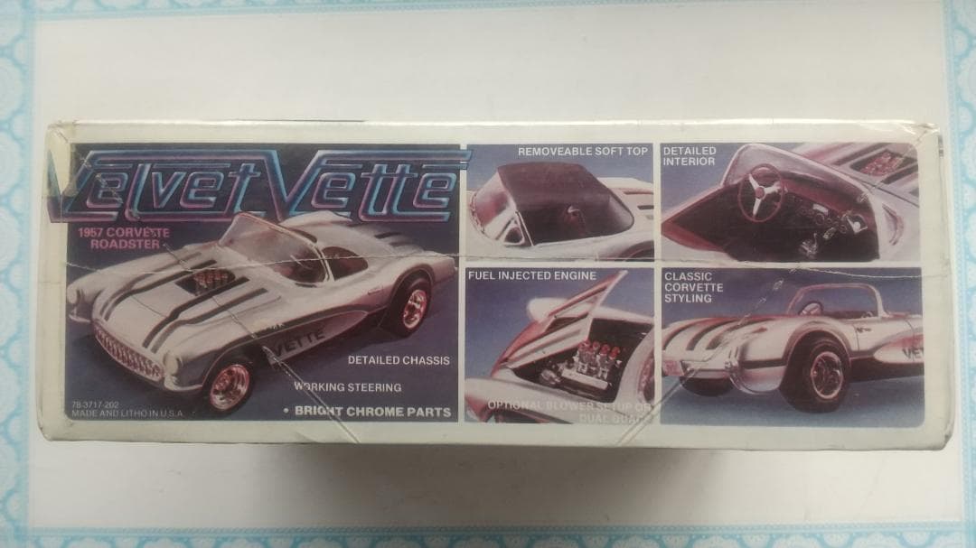 ココ　クラシックカー モデルキット4点セット