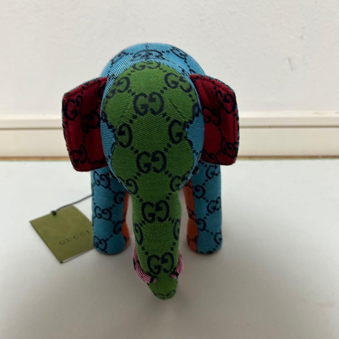 GUCCI GG柄　エレファント　ぬいぐるみ