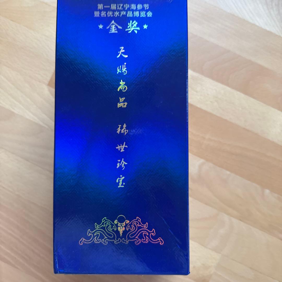 海参、蚕蛹酒 500ml 45%アルコール。