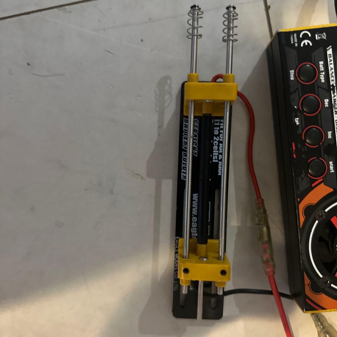 ミニ四駆　サンダーThunder充電器セット