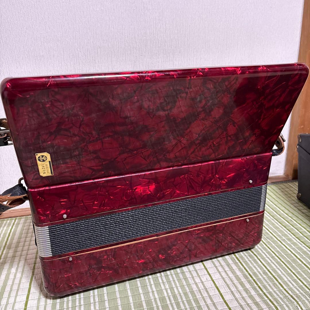 TOMBO アコーディオン　トンボ No.241 ハードケース付　楽器
