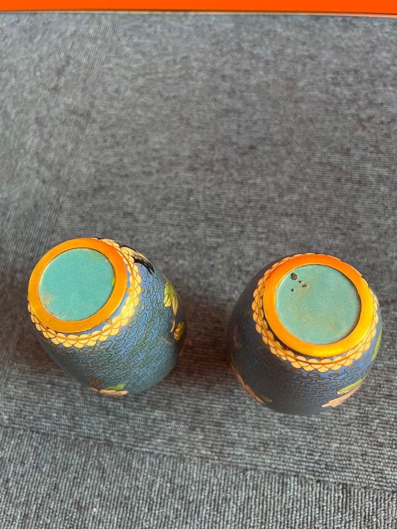 1053  中国　景泰藍　七宝　琺瑯　花瓶　2客　時代物