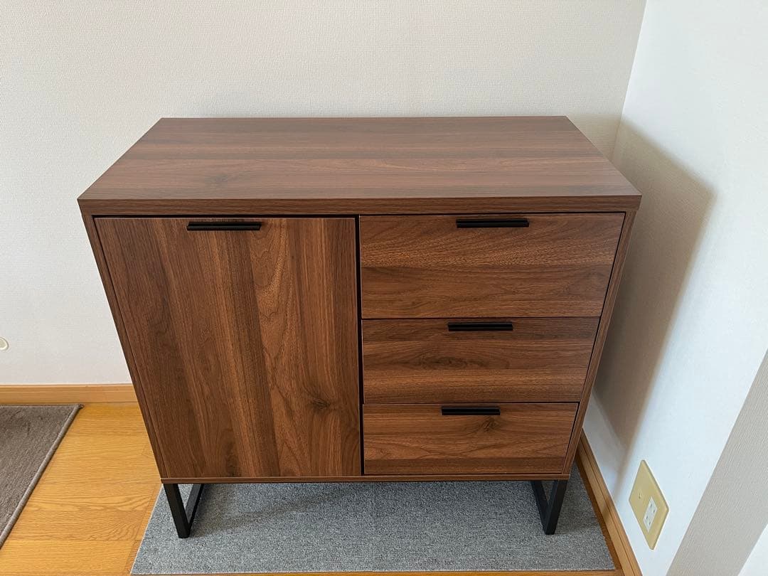 エアリゾーム　サイドボード