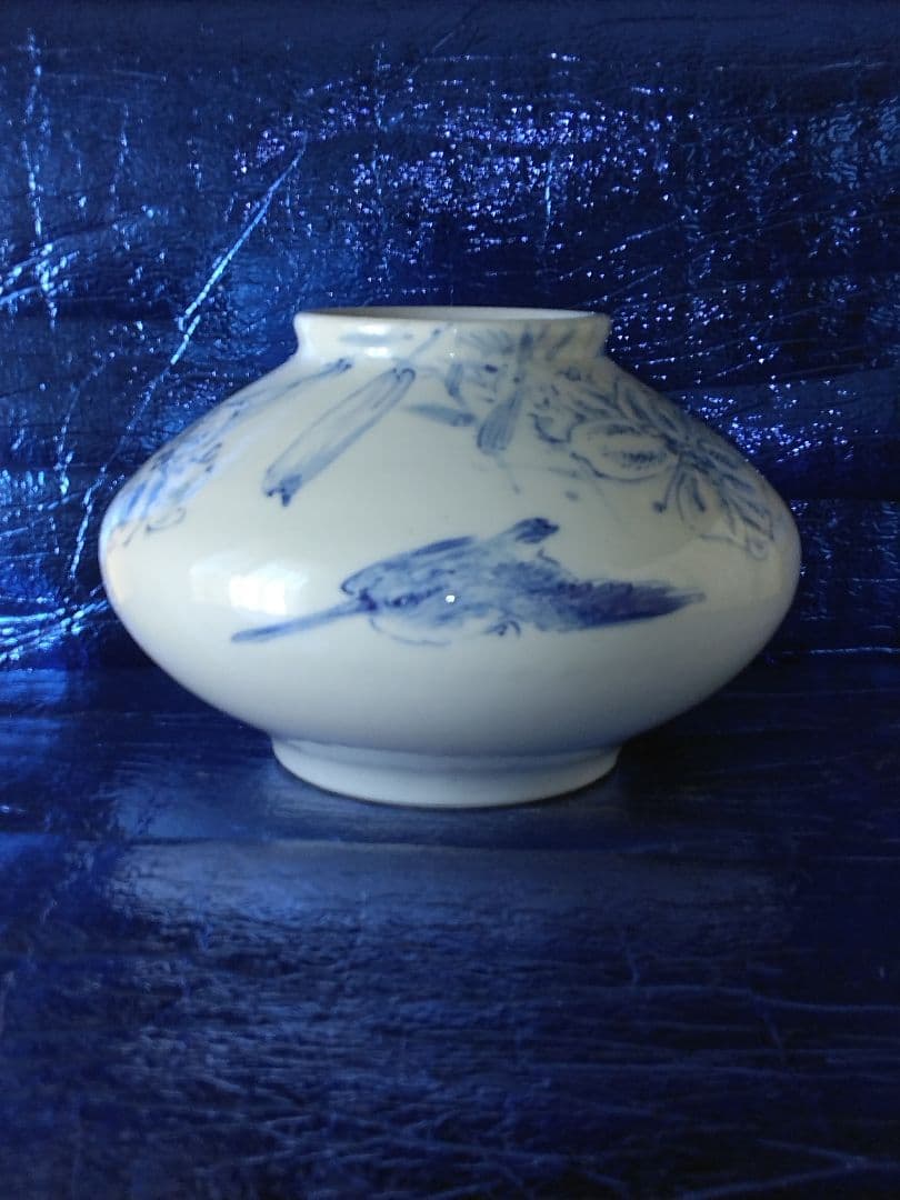 染付花鳥扁壺