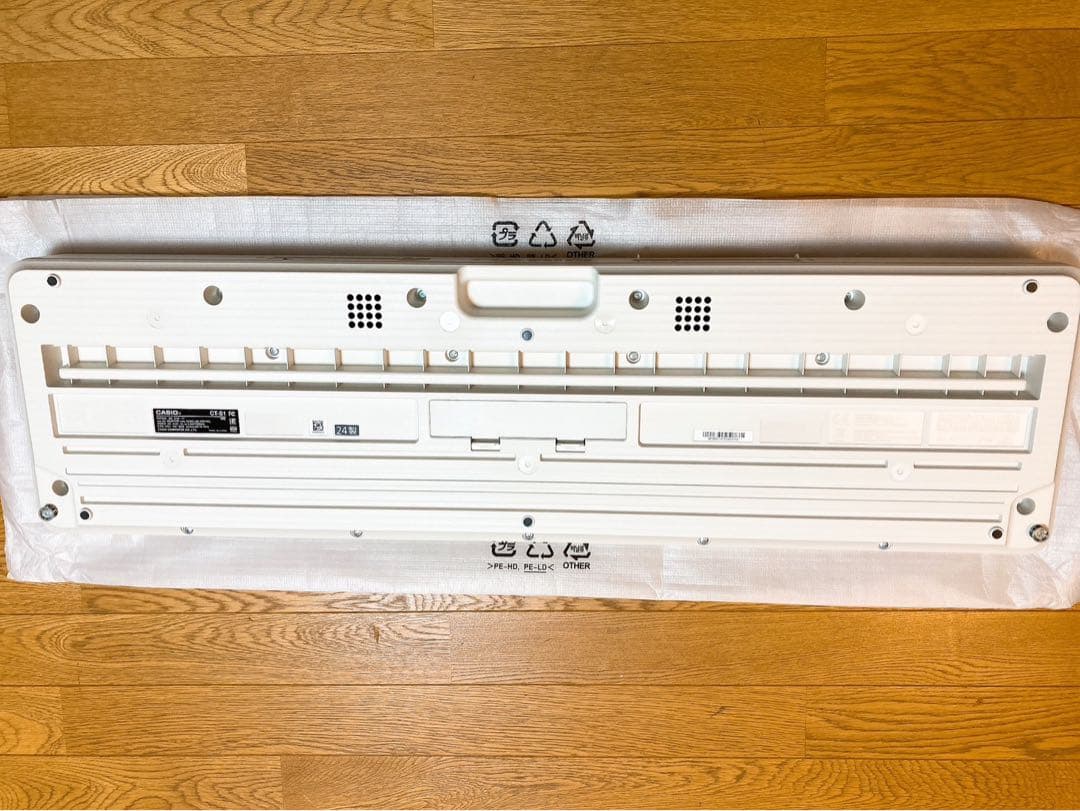 ★ほぼ新品！3点セット★電子ピアノCasiotone CT-S1＋ヘッドホンなど