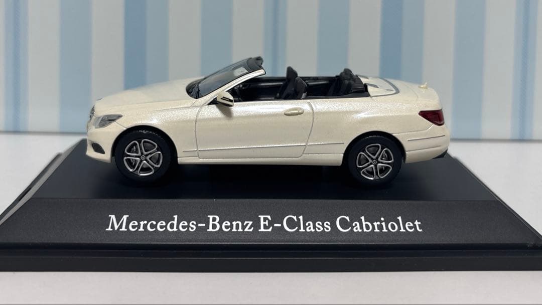 メルセデスベンツミニカー　Eクラス　カブリオレ／Cクラス　クーペ　1/43