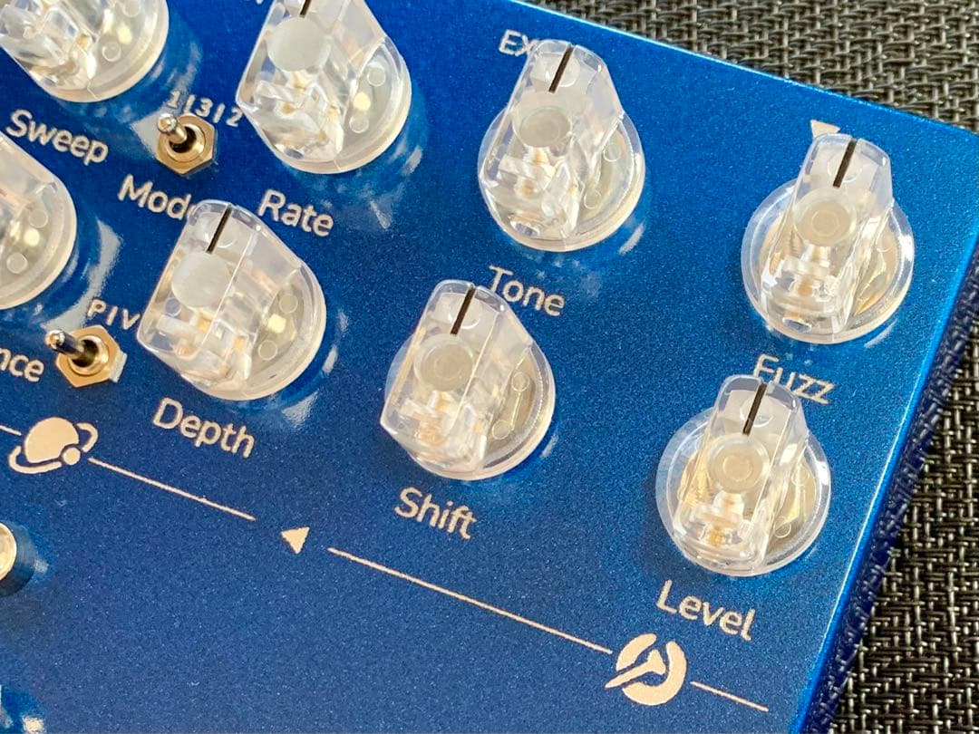 EarthQuakerDevices Helicopter Party クローン