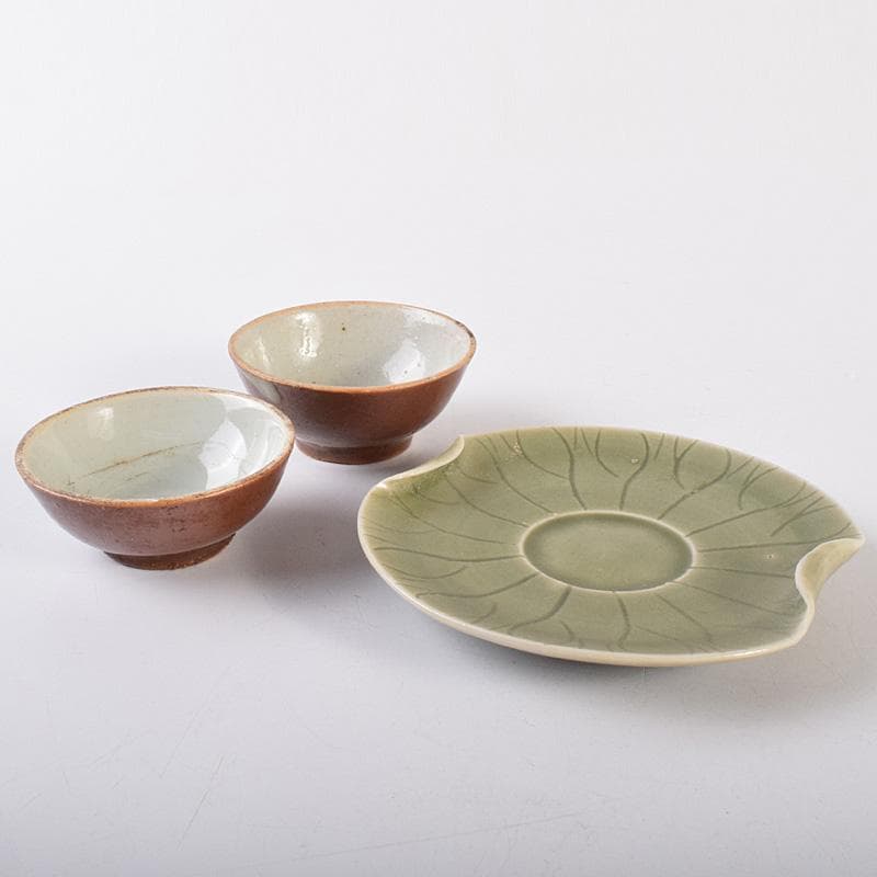 中国　唐物　龍泉窯　青磁盃台　柿釉煎茶器２客　三点まとめて　V　R7569