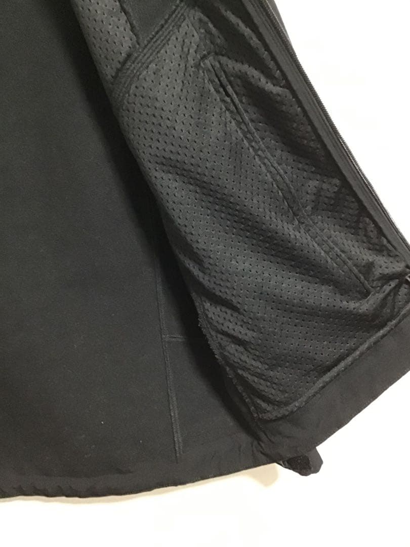 米軍放出品　5.11 TACTICAL SERIESソフトシェルジャケット中古品