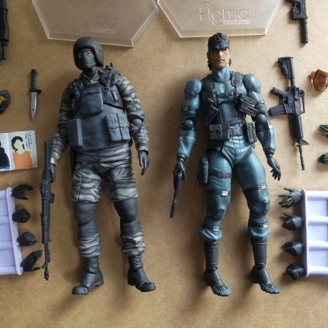 メタルギアソリッド figma2体 ソリッド・スネーク ゴルルコビッチ兵 特典付