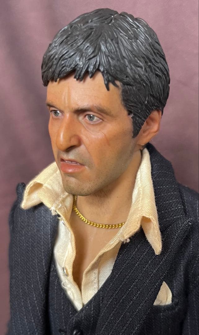 エンターベイ「スカーフェイス」1/6フィギュア　ウォー〜Ver