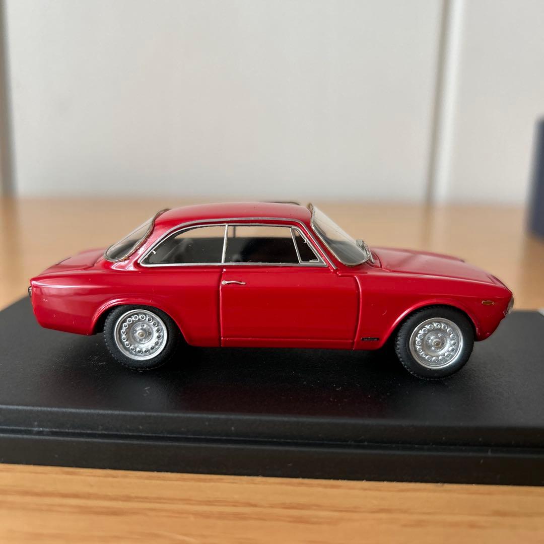 メイクアップ 1/43 ルックスマート アルファロメオ 1600 GTA レッド