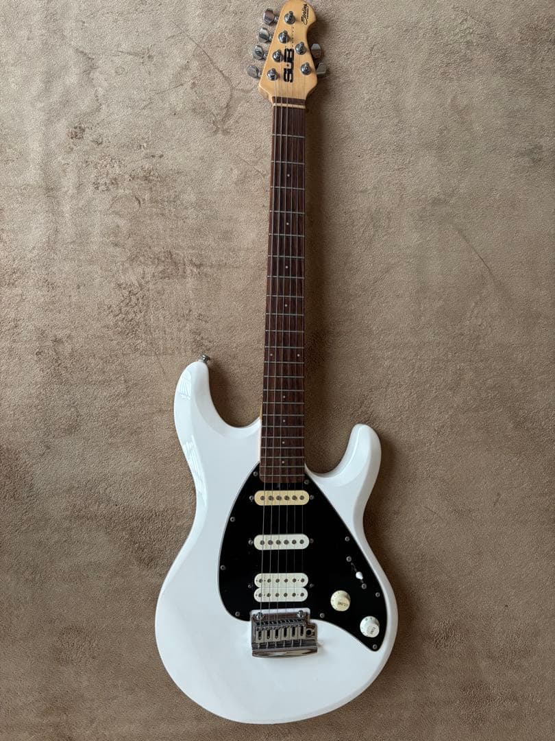 タイムセール！Sterling by Music Man siloホワイト