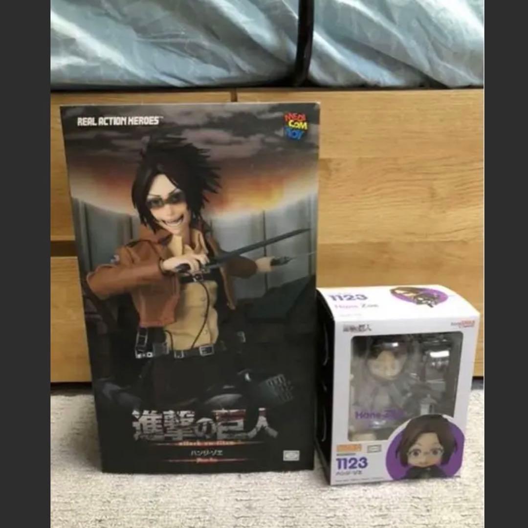 土・日限定値下げいたしました　進撃の巨人 ハンジ・ゾエ フィギュア　RAH