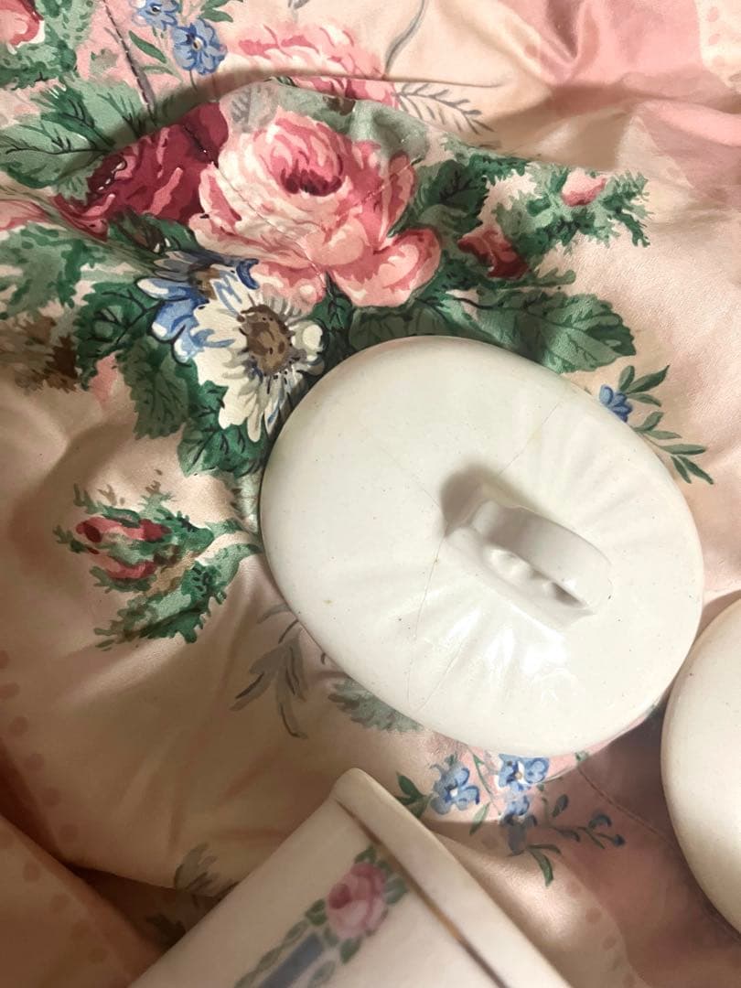 お値下げ　フランスアンティーク　小花&バラ&白鳥　キャニスター　4Pセット　陶器