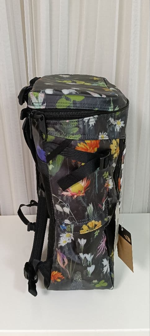 THE NORTH FACEノースフェイス 花柄リュックNM82255 30L①