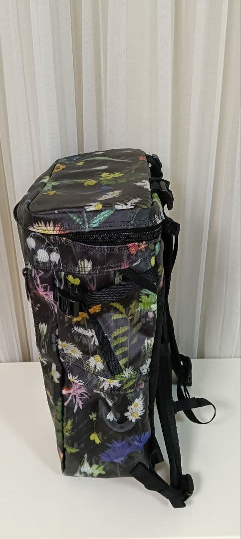 THE NORTH FACEノースフェイス 花柄リュックNM82255 30L①