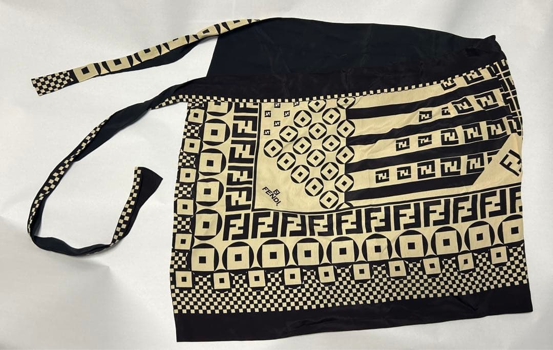 フェンディ FENDI 巻きスカート ラップスカート　365 F157 ズッカ