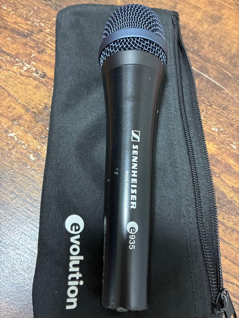 Sennheiser e935 ダイナミックマイク 専用ケース付き