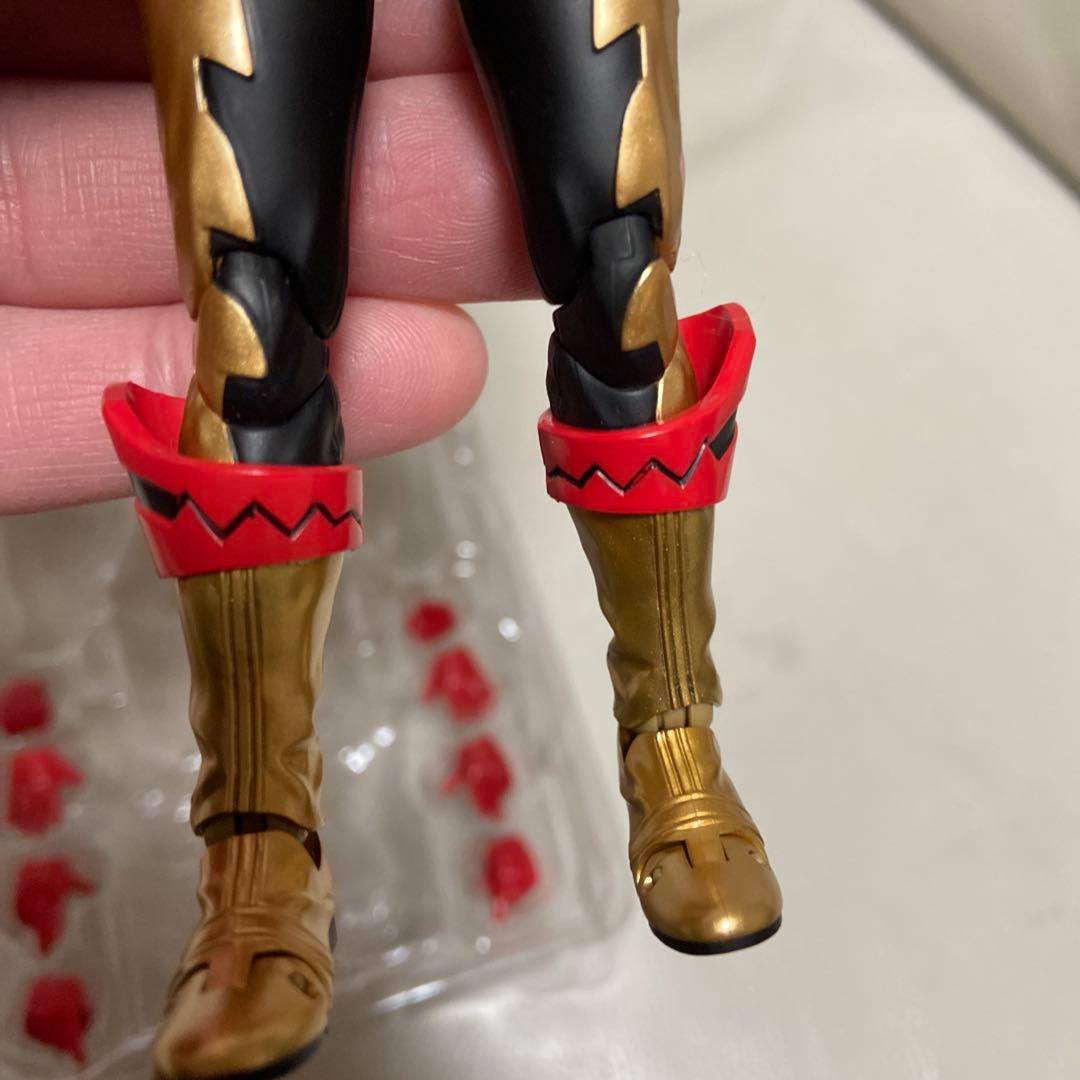 S.H.Figuarts フィギュアーツ　ツーカイザー　機界戦隊　ゼンカイジャー