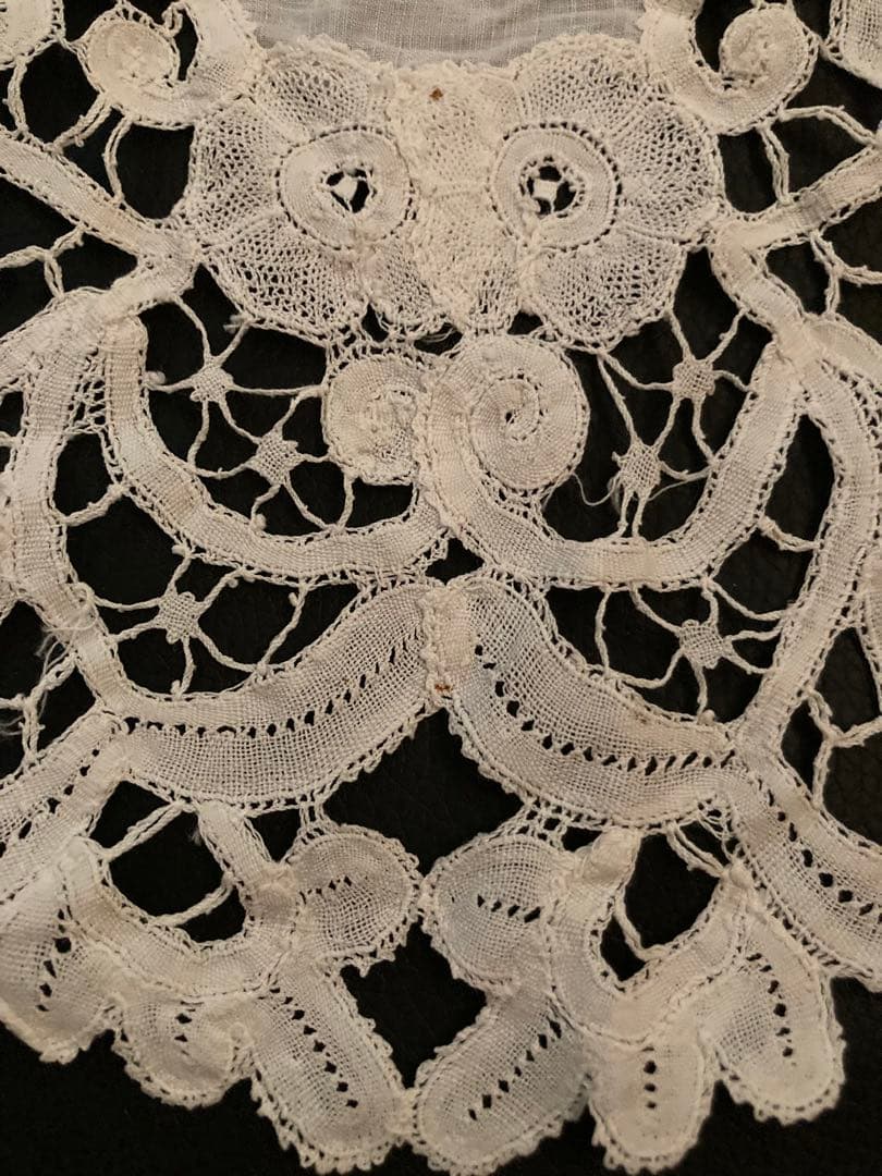 アンティーク　ベルギー ブルージュフラワーレース ボビン編み　ドイリー