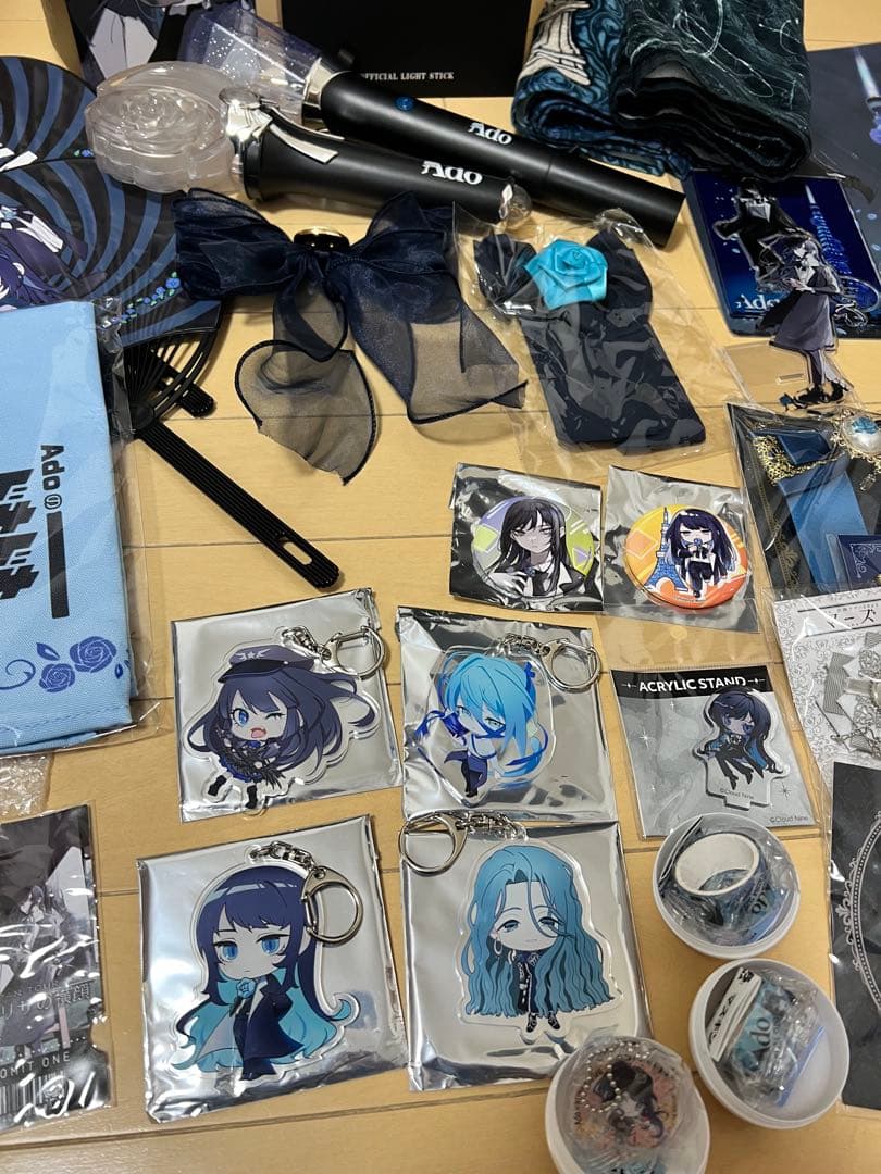 Ado 公式グッズセット
