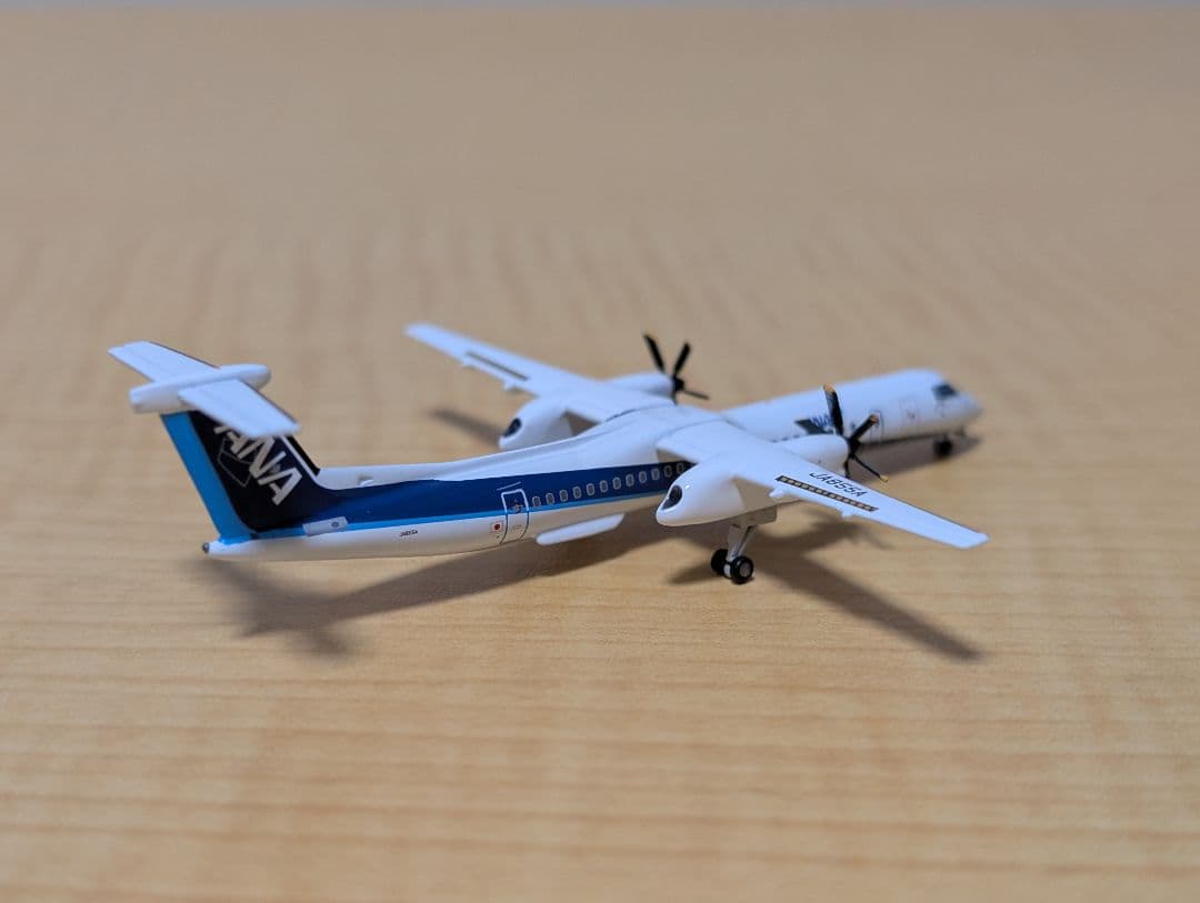 航空機・ヘリコプター ANA DHC-8-402Q Dash 8 JA855A
