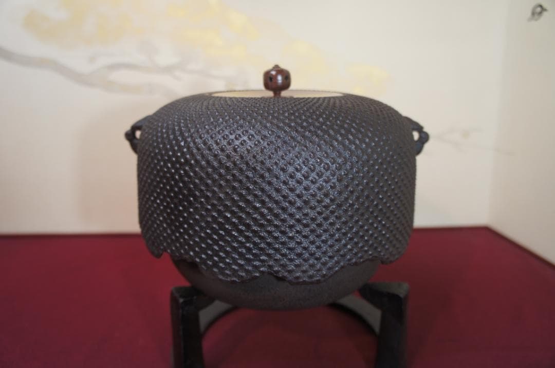 ☆美品 茶道具 未使用 尾垂釜 やつれ(窶れ)風炉 欠風炉 五徳 料込み
