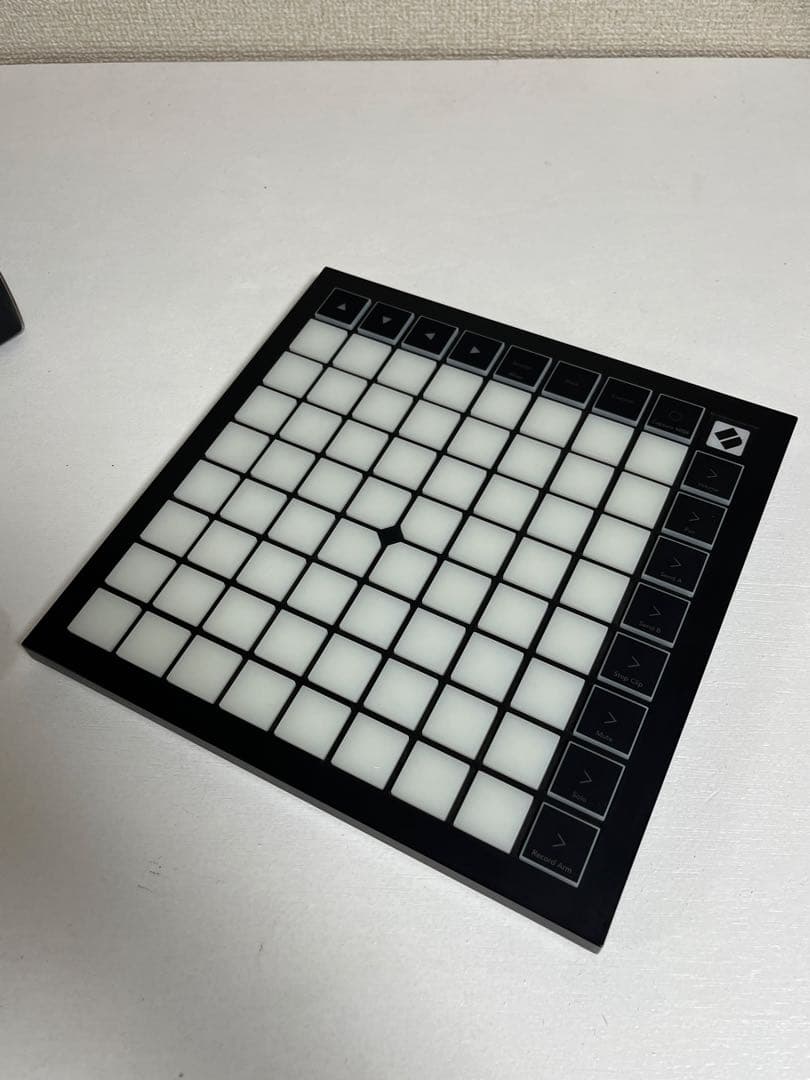 DJ機材 Novation LAUNCHPAD X
