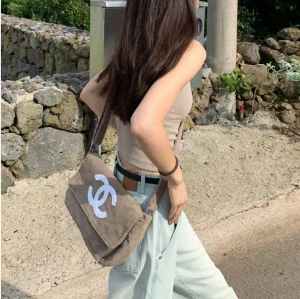 eikoeiko42421 ショルダーバッグ ベージュ ノベルティ