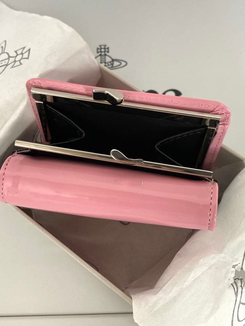 Vivienne Westwood ヴィヴィアン ピンク三つ折財布