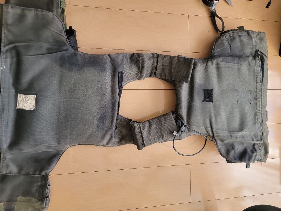 軍実物プレートキャリア
