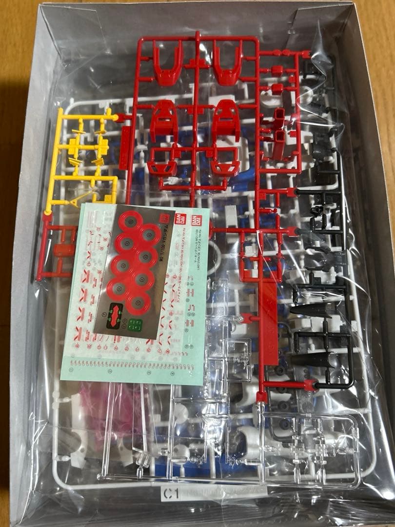 【新品未開封】MG 1/100 ヴィクトリーガンダム Ver.Ka
