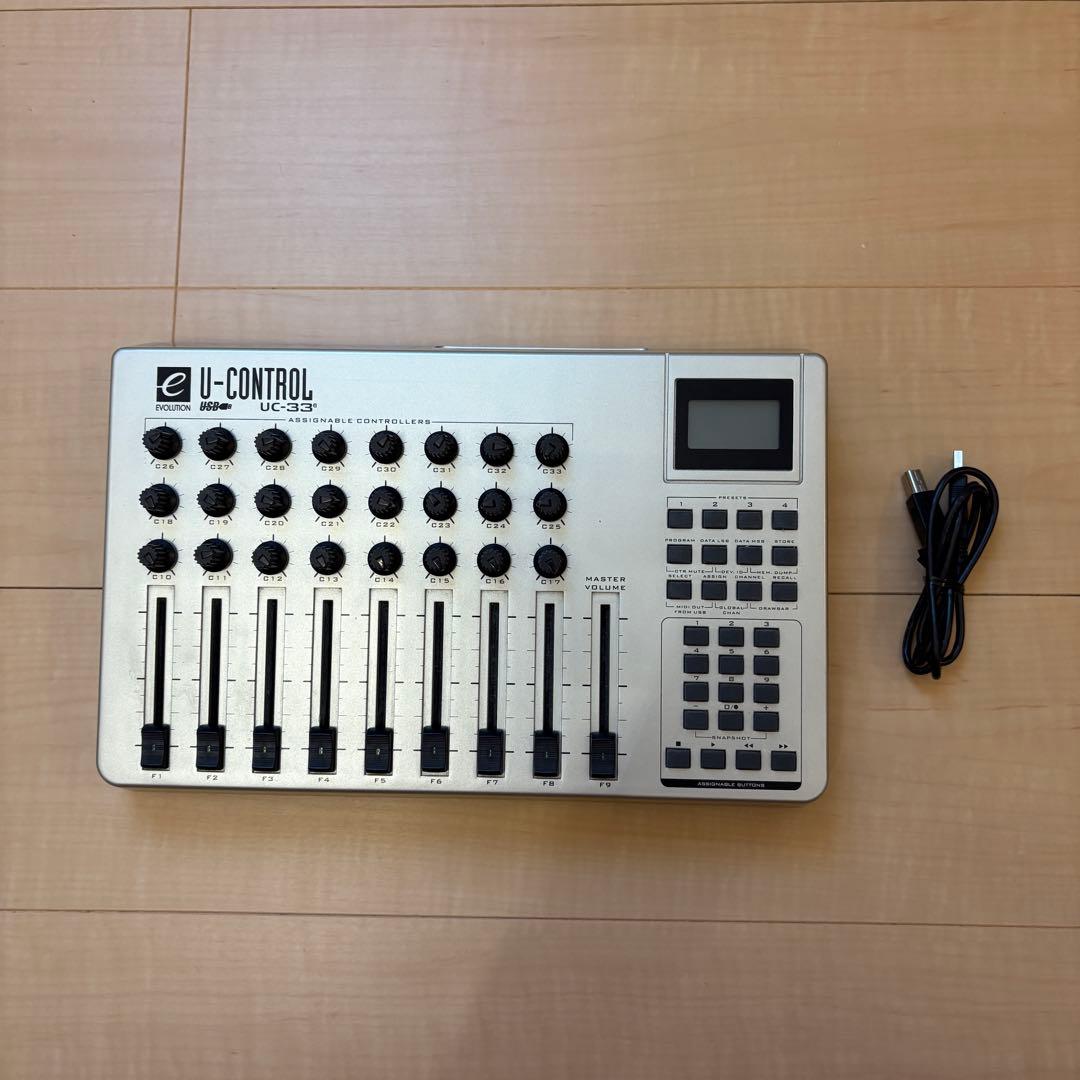 Evolution UC-33e MIDIコントローラー 動作品